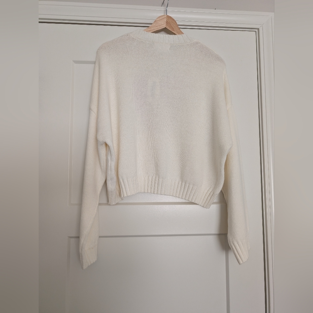 Jessica Simpson 'Kiss Me' Heart Sweater - Picture 2 of 12